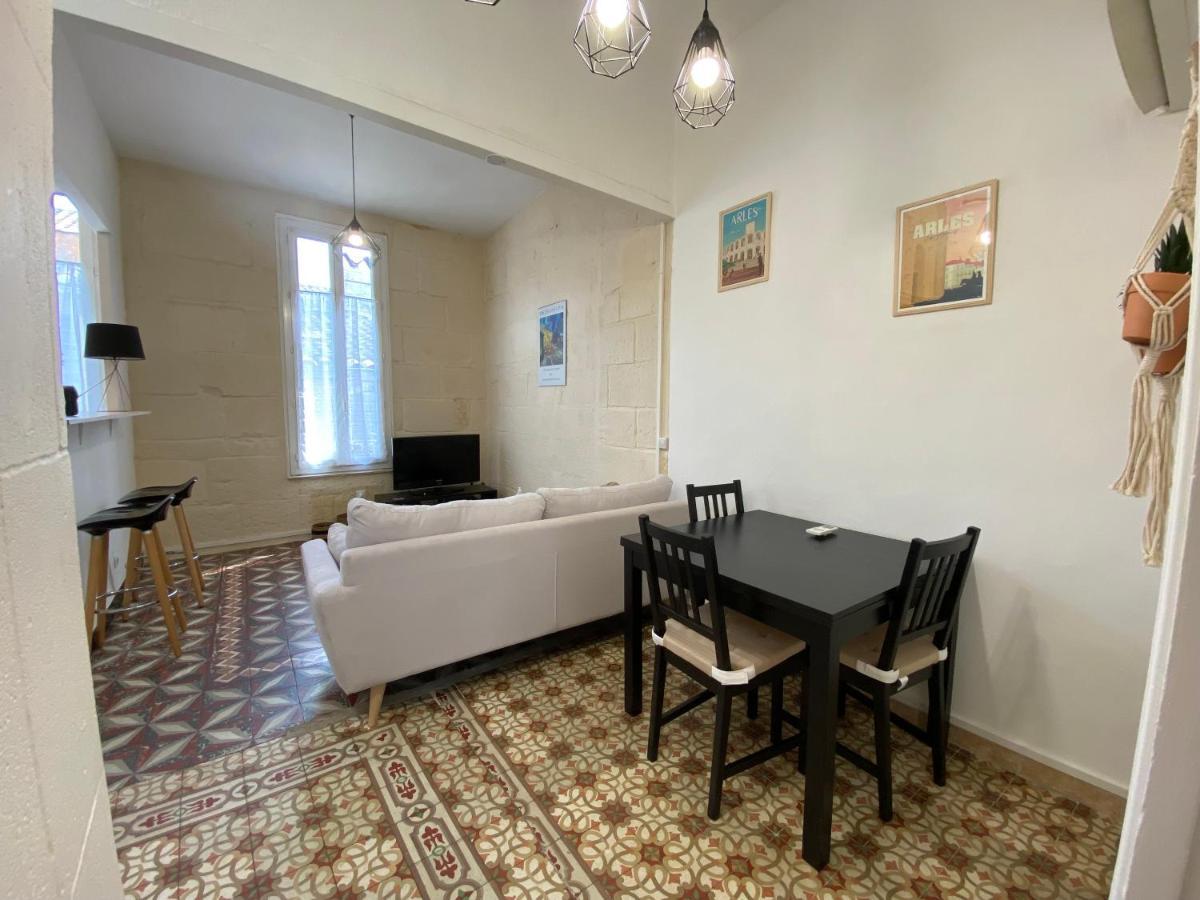 Le 23 - 2Eme Etage Apartman Arles Kültér fotó